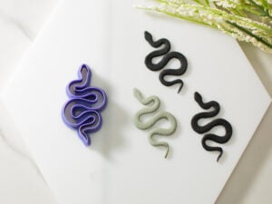 snake bookmark cutter