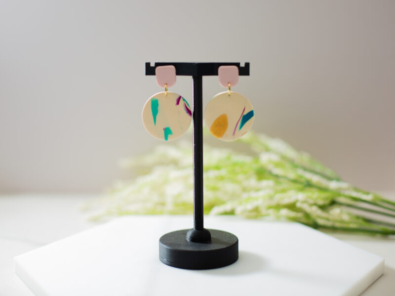earring stand